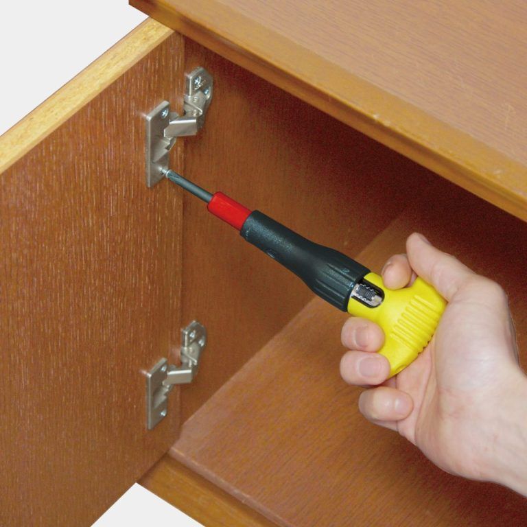 تصویر  ست 8 عددی پیچ گوشتی 5700